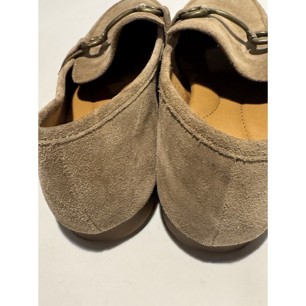 Born 10 US Brown Suede Loafers Gold Horse Bit Slip On Comfort Flats - Picture 3 of 7